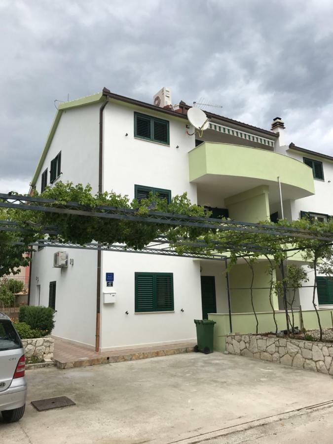 Apartments Milka Trogir Luaran gambar